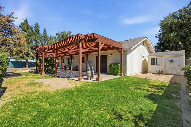 107 Frazine Rd, Modesto, CA 95357