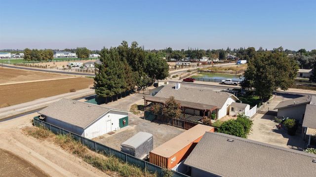 107 Frazine Rd, Modesto, CA 95357