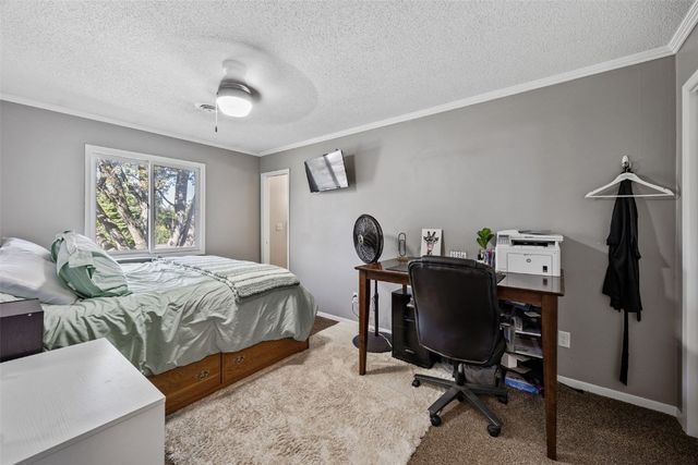 1521 Oak Ridge Lane 3, Cedar Rapids, IA 52403