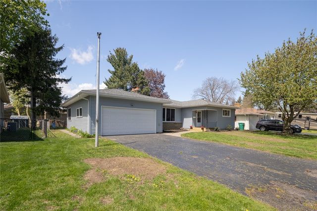 93 Governor Ter, Irondequoit, NY 14609