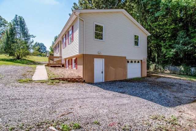 612 Sharon Drive, Statesville, NC 28625