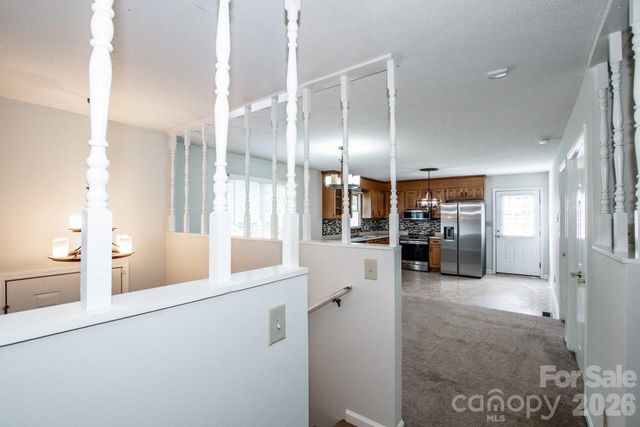 612 Sharon Drive, Statesville, NC 28625