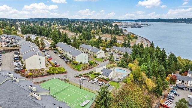 1780 W Sunn Fjord Lane #E301, Bremerton, WA 98312