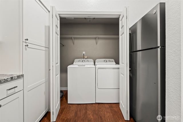 1780 W Sunn Fjord Lane #E301, Bremerton, WA 98312