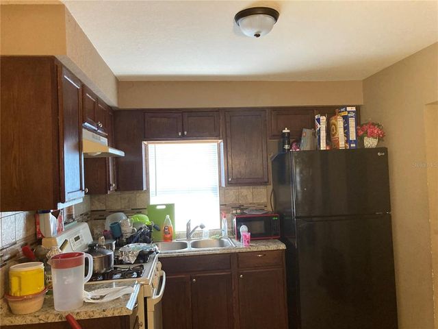 36940 HOWARD AVENUE, Dade City, FL 33525