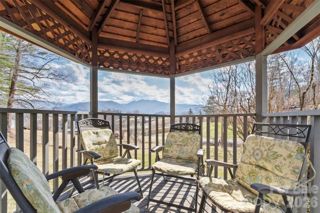 342 Mountain View Road, Burnsville, NC 28714