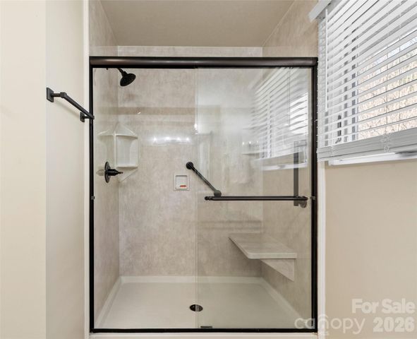 342 Mountain View Road, Burnsville, NC 28714