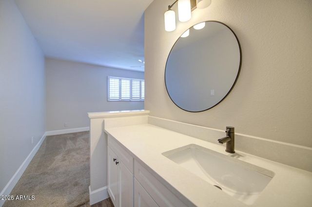 12243 S CHIPPEWA Drive, Phoenix, AZ 85044