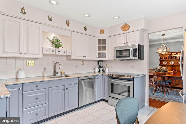 3307 WINDSOR DR, Norristown, PA 19403