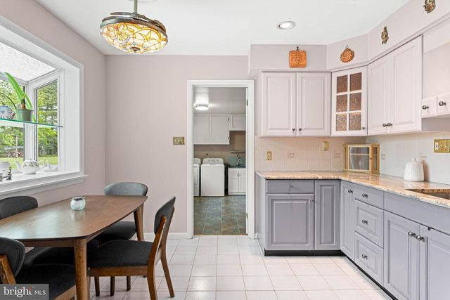 3307 WINDSOR DR, Norristown, PA 19403