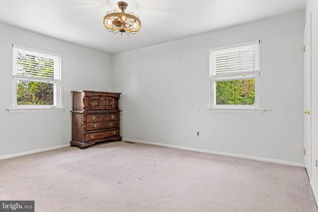 3307 WINDSOR DR, Norristown, PA 19403