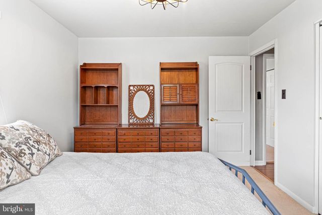 3307 WINDSOR DR, Norristown, PA 19403