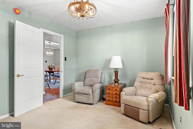3307 WINDSOR DR, Norristown, PA 19403