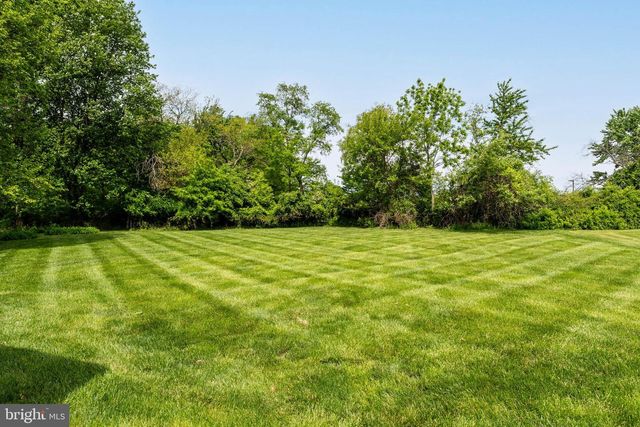 3307 WINDSOR DR, Norristown, PA 19403