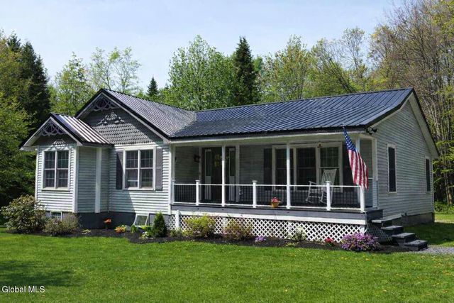 328 County Highway 137, Caroga Lake, NY 12032