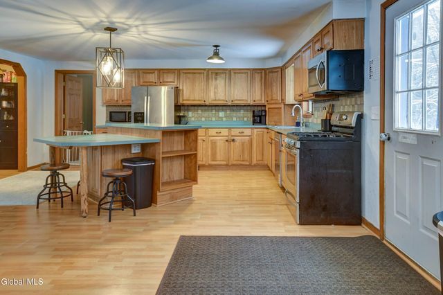 328 County Highway 137, Caroga Lake, NY 12032