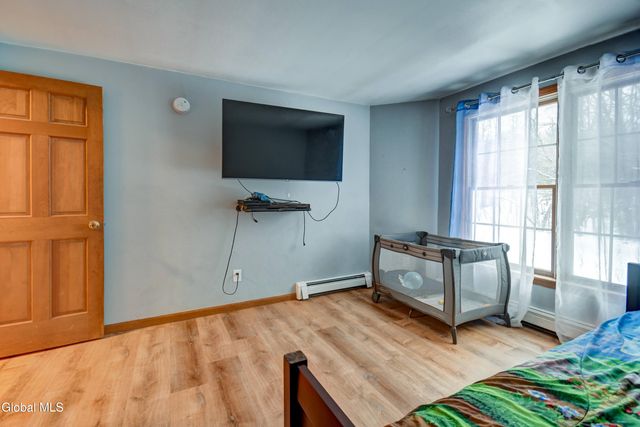 328 County Highway 137, Caroga Lake, NY 12032