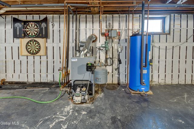 328 County Highway 137, Caroga Lake, NY 12032