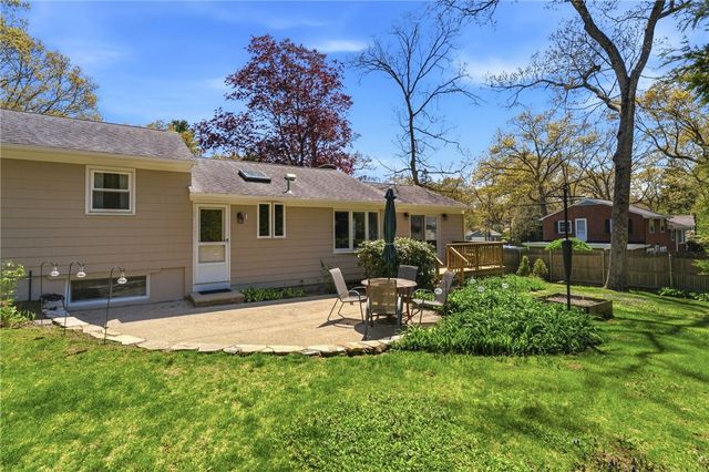 99 Terrace Drive, East Greenwich, RI 02818