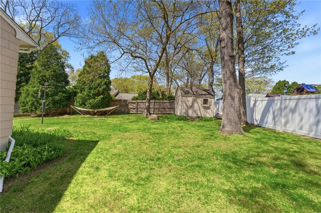 99 Terrace Drive, East Greenwich, RI 02818