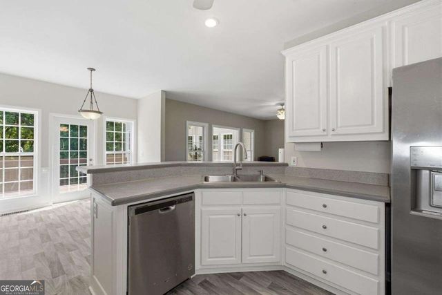 1169 Vintage Way, Hoschton, GA 30548