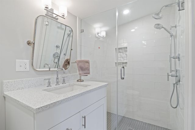 205 Broad Street, Portsmouth, NH 03801
