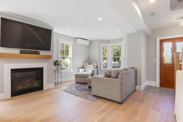 205 Broad Street, Portsmouth, NH 03801