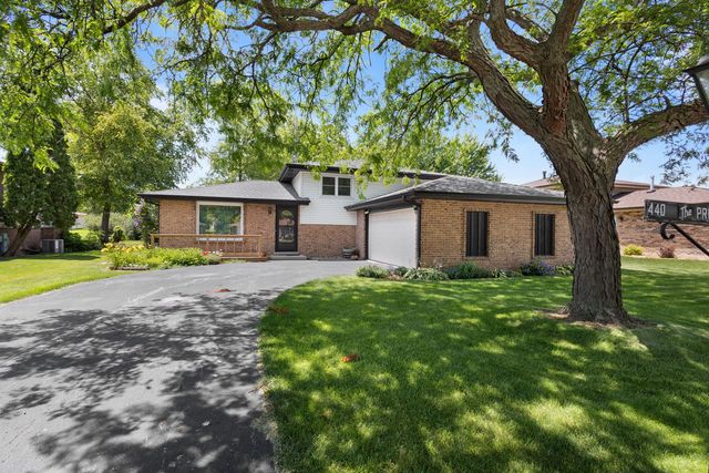 440 Manor Drive, Peotone, IL 60468