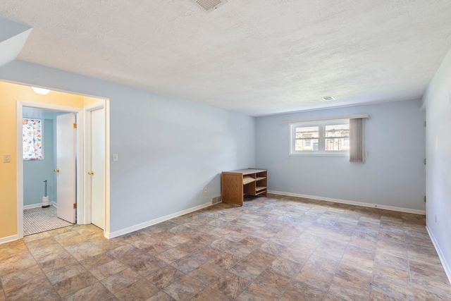 440 Manor Drive, Peotone, IL 60468