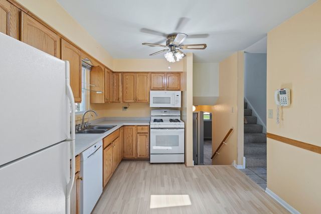 440 Manor Drive, Peotone, IL 60468