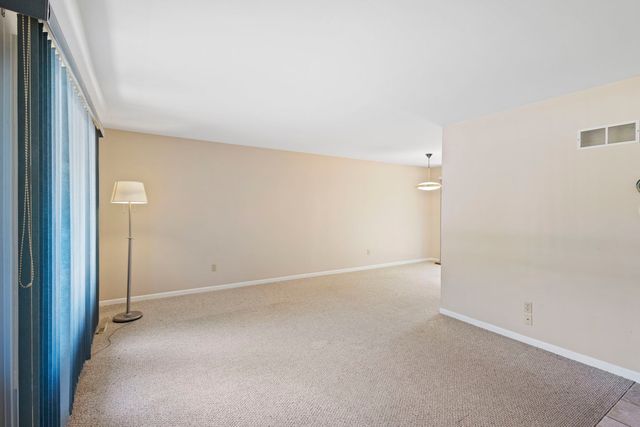 440 Manor Drive, Peotone, IL 60468