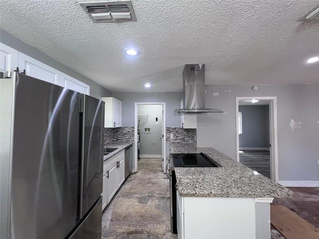 1103 WILLOW AVENUE, Sanford, FL 32771