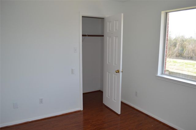 410 Annes Way, Stafford, TX 77477