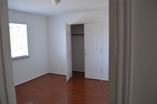 410 Annes Way, Stafford, TX 77477