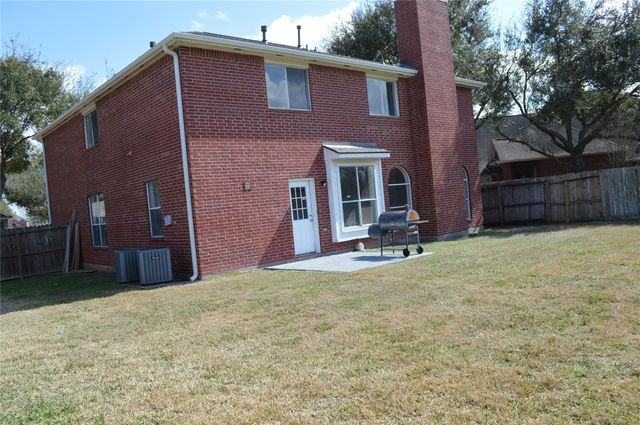 410 Annes Way, Stafford, TX 77477