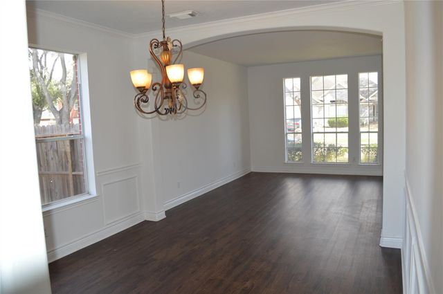 410 Annes Way, Stafford, TX 77477