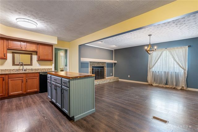 7606 Washington Park Drive, Dayton, OH 45459