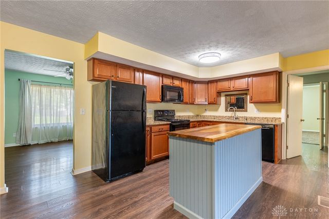 7606 Washington Park Drive, Dayton, OH 45459