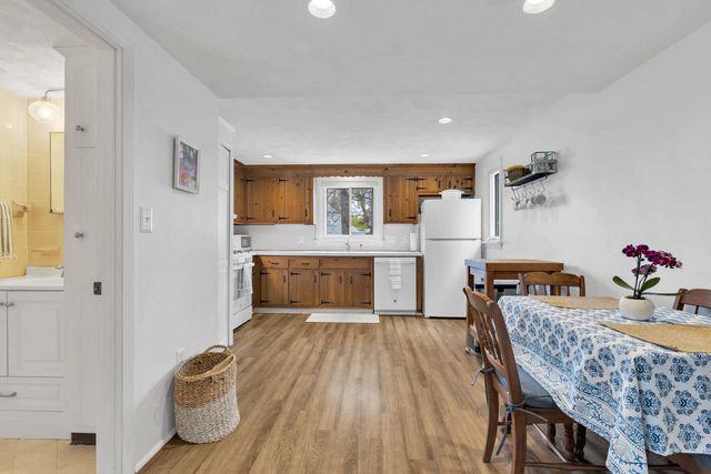 7 Oak Leaf Lane, West Dennis, MA 02670