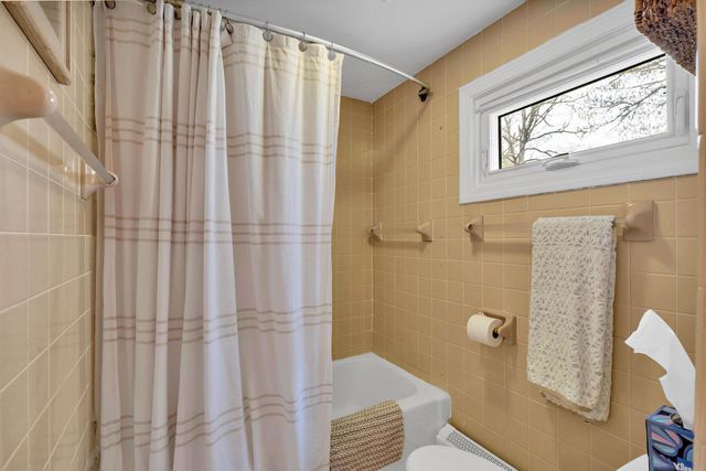 7 Oak Leaf Lane, West Dennis, MA 02670