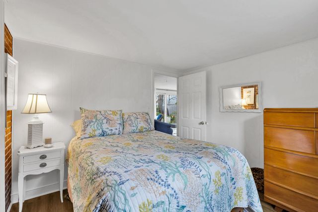 7 Oak Leaf Lane, West Dennis, MA 02670