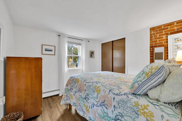 7 Oak Leaf Lane, West Dennis, MA 02670