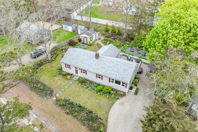 7 Oak Leaf Lane, West Dennis, MA 02670