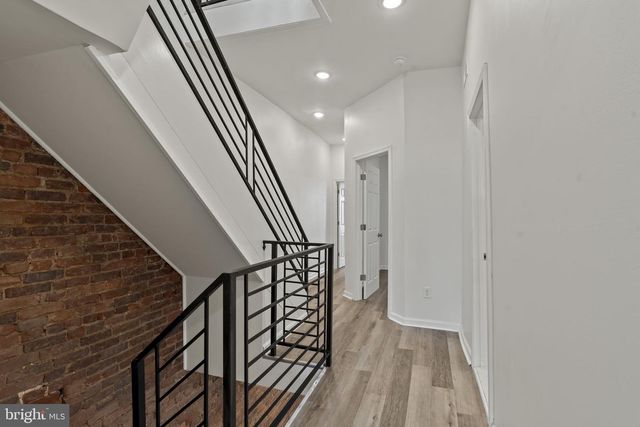 440 E WALNUT LN, Philadelphia, PA 19144