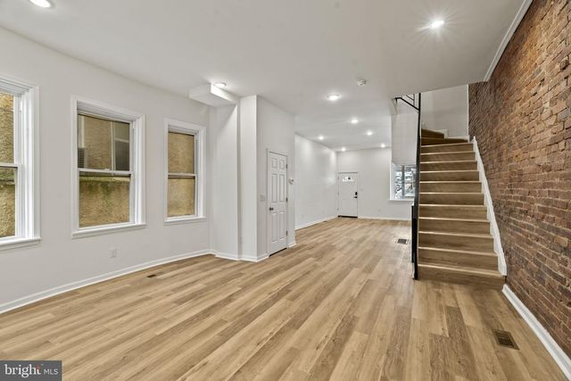 440 E WALNUT LN, Philadelphia, PA 19144