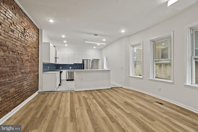 440 E WALNUT LN, Philadelphia, PA 19144