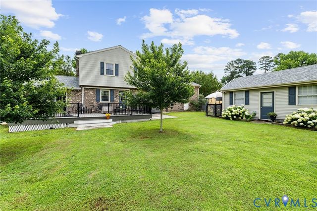 1017 Taylor Ln, Colonial Heights, VA 23834