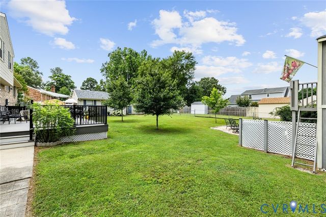 1017 Taylor Ln, Colonial Heights, VA 23834