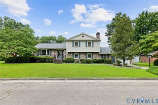 1017 Taylor Ln, Colonial Heights, VA 23834