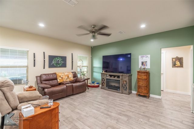 2625 Plymouth Rock Road, Abilene, TX 79601